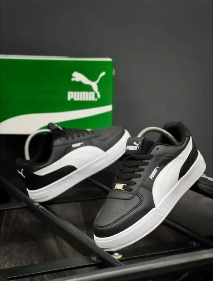 PUMA SNEAKERS